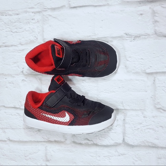 nike toddler red shoes